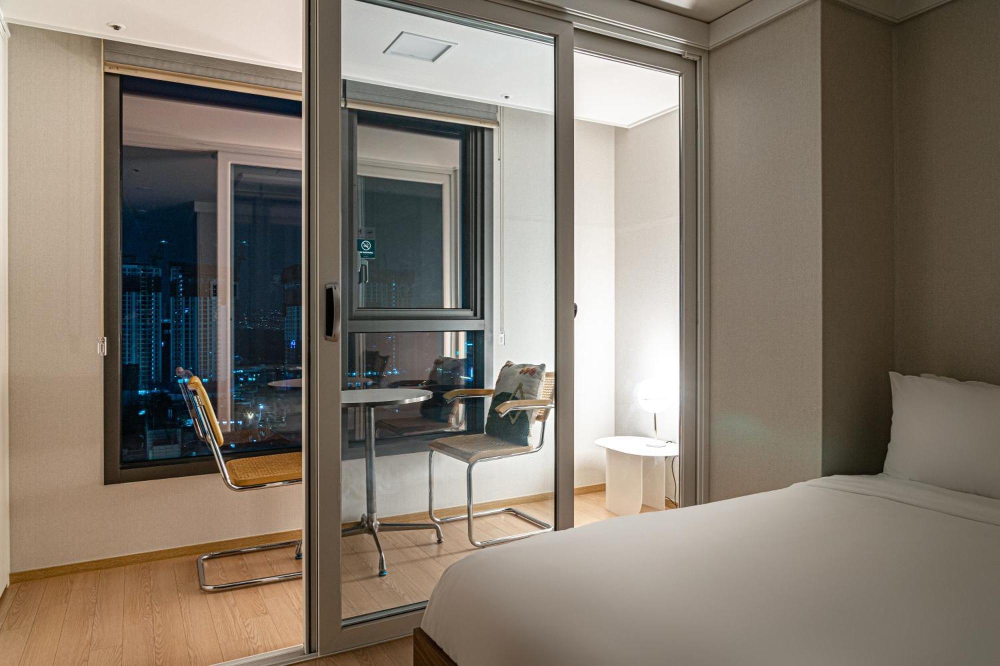 Urbanstay Myeongdong Seoul Exteriör bild